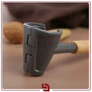 NutriCrack – Quebra-Nozes de Alumínio com Cabo de Madeira